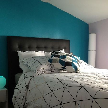 Le Petit Nid Des Arenes Apartment Безие Екстериор снимка